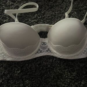 Brand new with tags Auden strapless convertible bra 32a